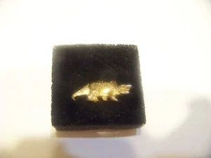 Triceratops Dinosaur Gold Tone Textured Lapel Pin - Picture 1 of 4