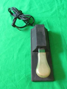 Genuine Roland Piano Keyboard Foot Sustain Damper Pedal Switch Made in Italy - Picture 1 of 6