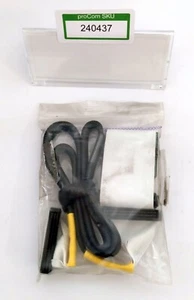 Kabel / InLine / SCSI U320 / Flachbandkabel 68 pol / für 2 Geräte mit Terminator - Bild 1 von 2