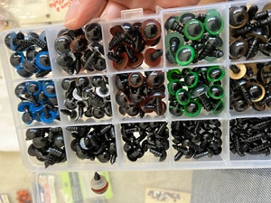 BOX 150 Mixed Color Plastic safety Eyeballs: Crafts Stuffed Animals Puppet Doll - Picture 1 of 2