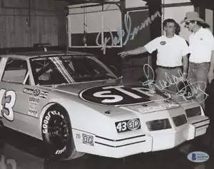 Dale Inman & Richard Petty Signed (Beckett) Nascar 8x10 Photo - Picture 1 of 2