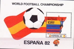 MA MALDIVES 0965 SPAIN WORLD FOOTBALL CUP - Picture 1 of 1