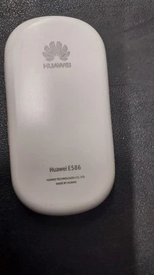 Huawei E586 mobile wifi Mobile Hotspot ( Unlocked ) wifi Hotspot - Image 1 of 4