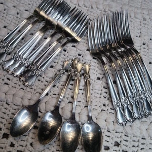 Vtg 18 Pieces Old Company Plate Elaborate Rose Pattern Flatware Forks Spoons - Picture 1 of 5