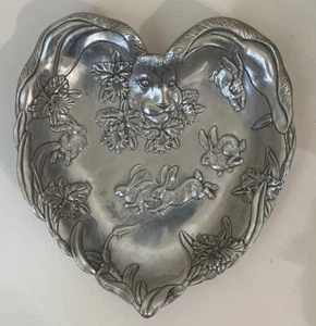 Vintage Arthur Court Signed 13" Metal Heart Tray / Dish Flowers / Bunnies 1993 - Picture 1 of 4