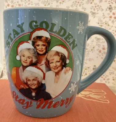 Caneca Jumbo de Natal Golden Girls STAY GOLDEN STAY MERRY 25 oz Betty White - Imagem 1 de 4