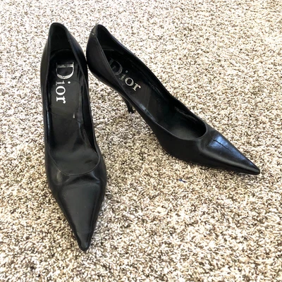 Dior Classic Black Pointed Toe Heels Leather Sz 37.5 READ - Image 1 of 4
