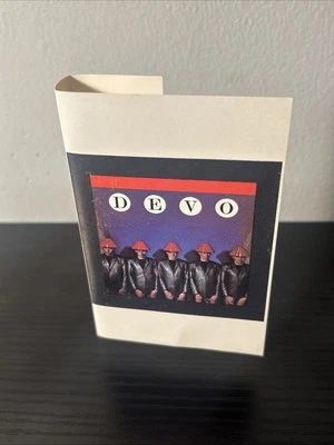 Devo Freedom Of Choice Cassette Tape INSERT ONLY Vintage 1980 Warner Bros J Card — 第 1/4 张图片