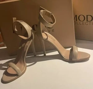 Size 39 - New in Box - Ankle Strap Sandal Nude Nappa High Heel - Picture 1 of 8