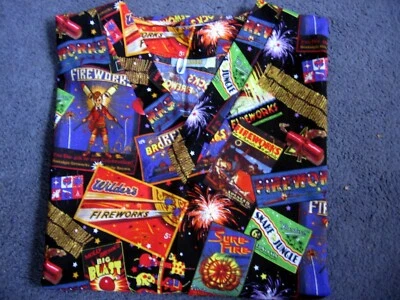 Blusa Médica Fuegos Artificiales Retazos Hecha a Mano de Algodón Negro, Talla Grande 38-40 Foto 1 de 4