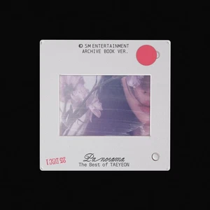 TAEYEON Panorama: The Best of TAEYEON ARCHIVE BOOK Ver CD+Photobook+Photocard - Foto 1 di 3
