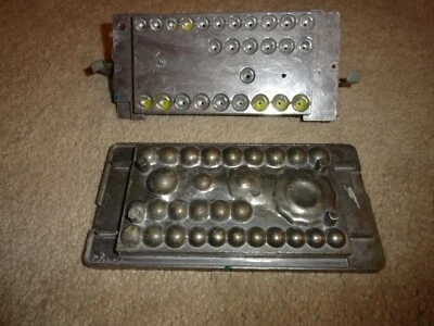 Vintage Johnny Toymaker by Topper with Metal Mold DC-0160 (2 pieces) - Image 1 of 4