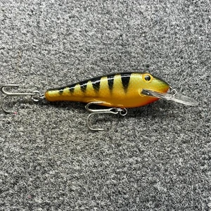 Arbogast Phred's Shadeaux Vintage Crankbait Lure 3" 3/8oz - Perch - Picture 1 of 7