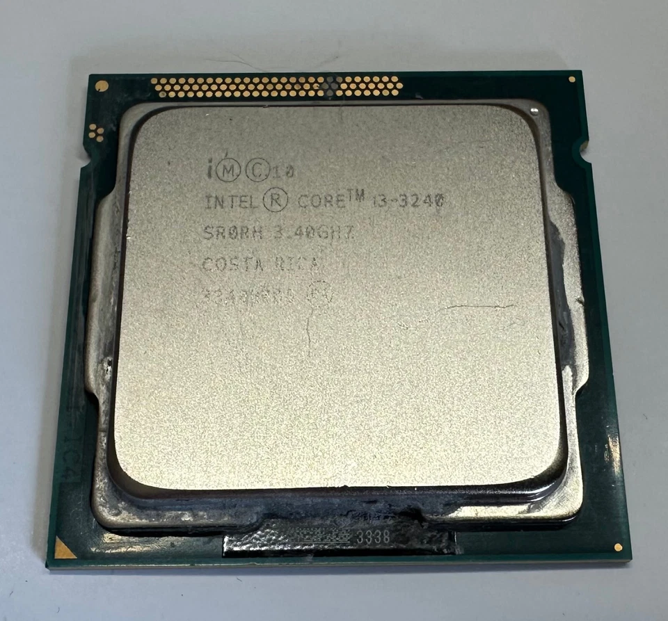 4 x Intel Core i3-3240 CPUs 3.40GHz 3M Socket 1155 SR0RH - Image 1 of 1