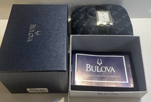 Bulova Modell 96B47 Herren Lederband Edelstahl Tankuhr 26mm - Bild 1 von 5