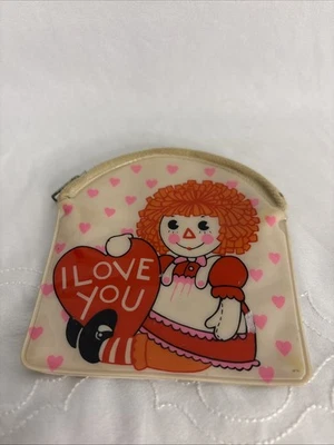 1975 Raggedy Ann монета сумочки клеймо, Bobbs-Merrill, винтажный, сделано в Японии - Изображение 1 из 4