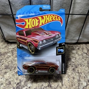Chevelle 1969 modelo fundido a presión 1/64 de X-Racers de Hot Wheels 2021 - Imagen 1 de 2