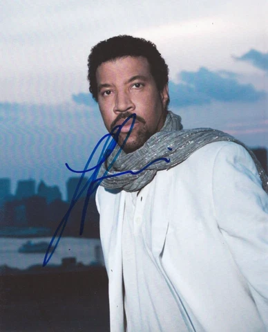 LIONEL RICHIE  AUTOGRAPH  SIGNED 10"  X 8 " PHOTO COA  55 Cover