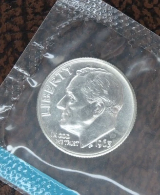 1963 Roosevelt Dime US Mint Original Cello 90% Silver BU Uncirculated Coin - Image 1 of 2