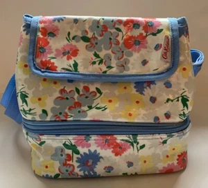 Cath Kidston Flowers 🌸 Lunch Bag Insulated Cool Tote Day Trip Cooler EUC - Foto 1 di 5