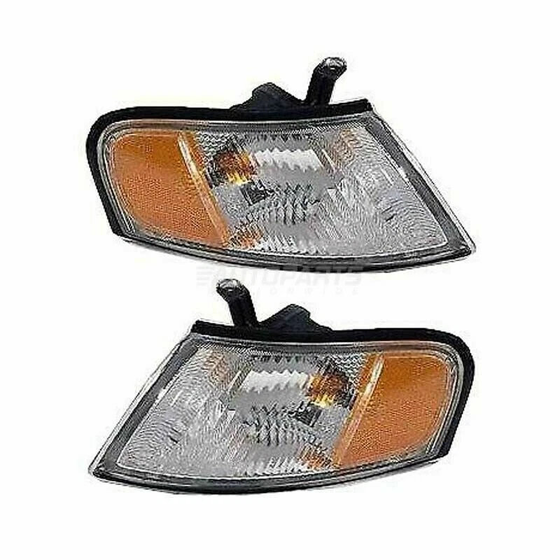 New Corner Lamp Assembly Set of 2 Fits 1998-99 Nissan Altima NI2520123 NI2521123 - Image 1 of 4