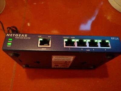 NETGEAR Web Safe Router RP114 DSL (incl. Netzteil) - Bild 1 von 4