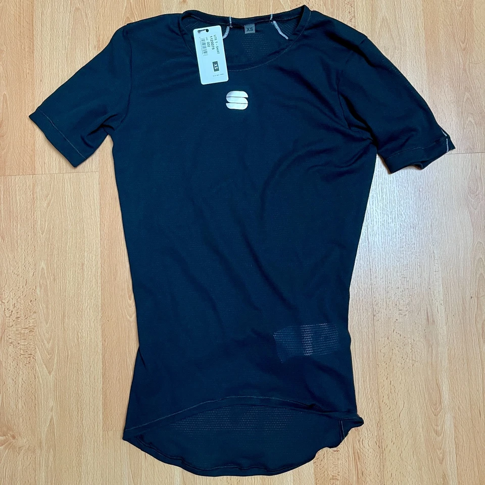 Sportful Thermodynamic Lite Base Layer T-Shirt – Black  Unisex - Size XS RRP £59 - Image 1 of 4