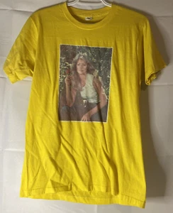 Vintage Farah Fawcett Gelb Grafik Kurzarm T-Shirt Größe L Made in USA - Bild 1 von 6