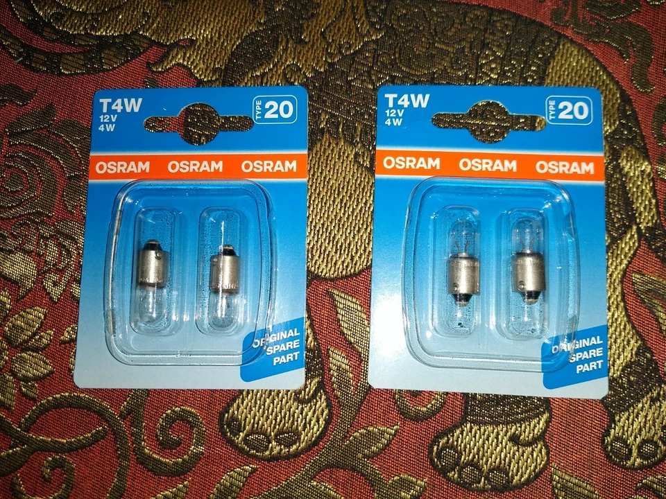 FORD ESCORT CORTINA CAPRI CONSUL FIESTA & TRANSIT MK1 SIDELIGHT BULBS LAMPS x 2 - Image 1 of 4