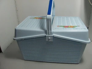 Vintage 70s Lion Star Plastics Sewing/Picnic/Storage Basket In Great Condition - Picture 1 of 9