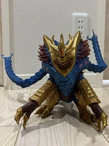 2006 Bandai 9" U-Killersaurus Figure Ultra Ultraman Mebius U Killer Zaurus - Picture 1 of 10