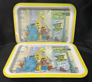 Vintage 1977 Sesamstraße Muppets klappbare Metall TV Schoß Tabletts 2er Set - Bild 1 von 16