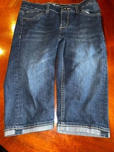 Levis Girls 12 Bermuda Shorts Denim Skimmer Adjustable Waist - Picture 1 of 4