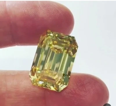 6Ct Natural Emerald Cut Yellow Color diamond CERTIFIED D Grade VVS1 +1 L9K1 - Image 1 of 3