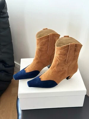 KHAITE Cowhide Square Women's Short Boots Color Blocked Genuine Leather Shoes - Изображение 1 из 4