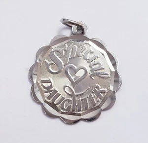VINTAGE 'QG' STERLING SILVER 'SPECIAL DAUGHTER' CHARM/PENDANT - Picture 1 of 3