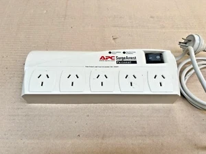 APC SurgeArrest Personal - Surge Protection Multi Plug ( PER5-AZ ) - Bild 1 von 3