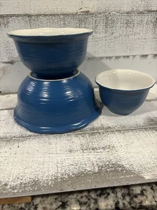 THREE Vintage Corningware Blue Stoneware Nesting Bowl Set: 1 qt, 2 qt, 3 qt. EUC - Picture 1 of 11