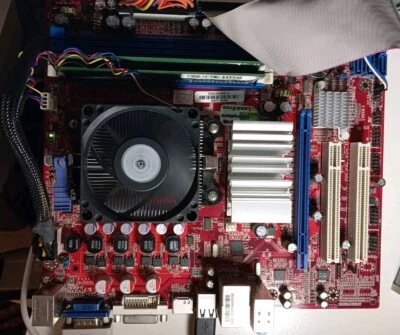 Motherboard Sapphire PI-AM3RS760G Socket AM3/AM2 + AMD Athlon II X2 255 Testata - Immagine 1 di 4