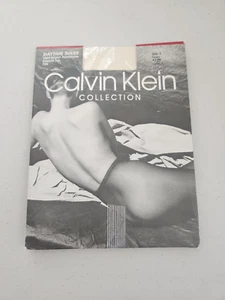 Nuevo de Lote Antiguo 1990 Calvin Klein Pantimedias Diurnas Transparentes Estilo 720 Talla D Marfil - Imagen 1 de 2