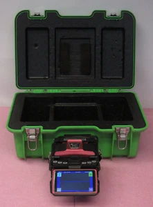 Inno Instruments M7 Giuntatrice a fusione con allineamento rivestito attivo a V + LBT-3000 - Foto 1 di 12
