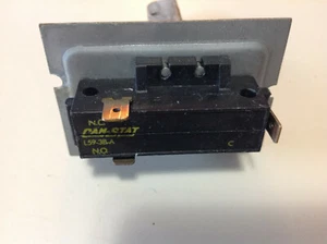 CAMSTAT L59-3B-A LIMIT CONTROL - Picture 1 of 3