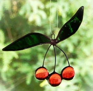 Handmade Rose Red CHERRIES Unique Stained Glass SUNCATCHER House or Garden Decor - Picture 1 of 24
