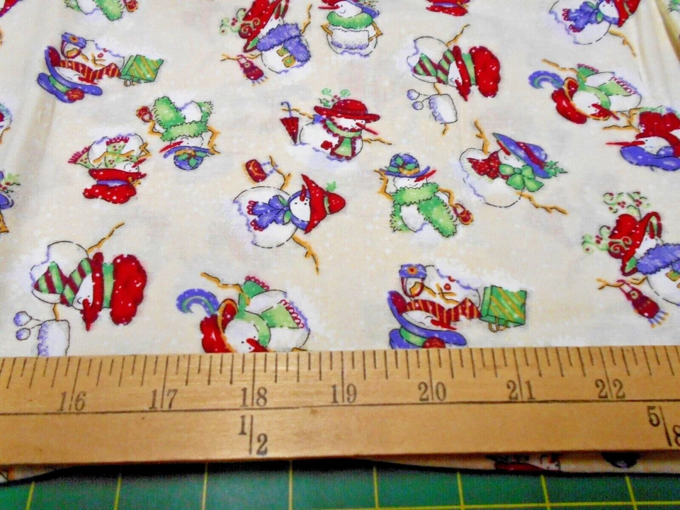 Tela navideña pareja muñeco de nieve 33"  Foto 1 de 1