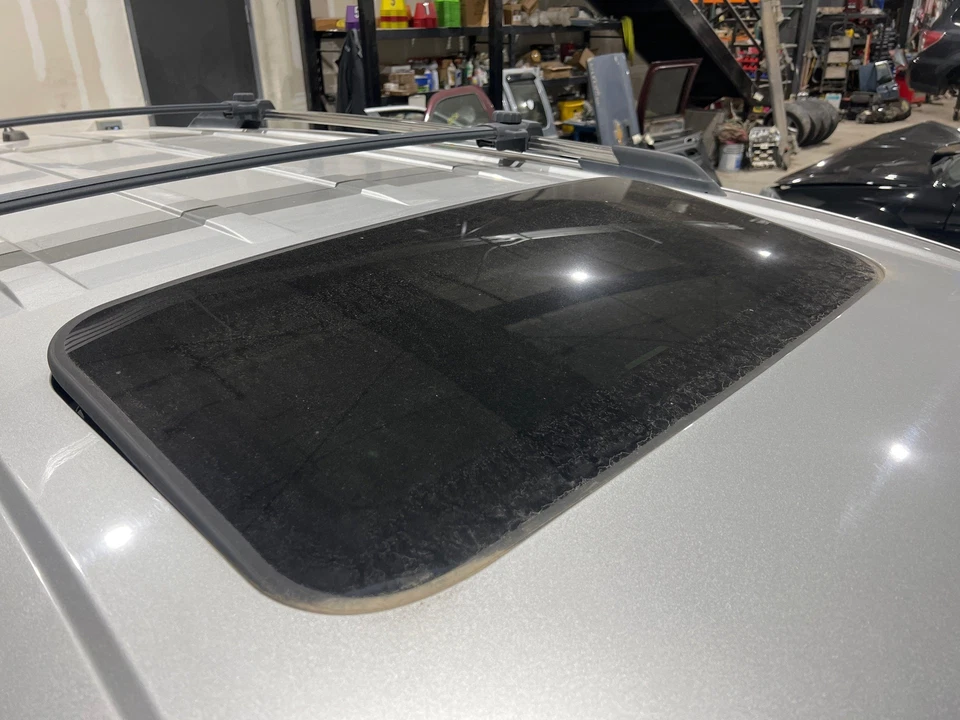 2009 - 2020 Dodge Journey Sunroof Glass (Glass Only) Foto 1 de 1