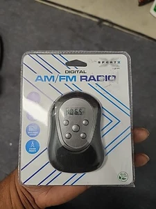 GPX R300 Portable AM/FM Armband Radio Tested Works - Picture 1 of 4