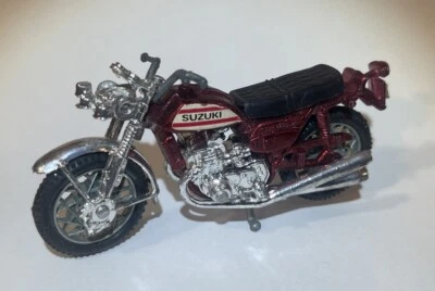 Vintage Plastic & Diecast Motorcycle Suzuki GT750 Water Buffalo - Image 1 of 4