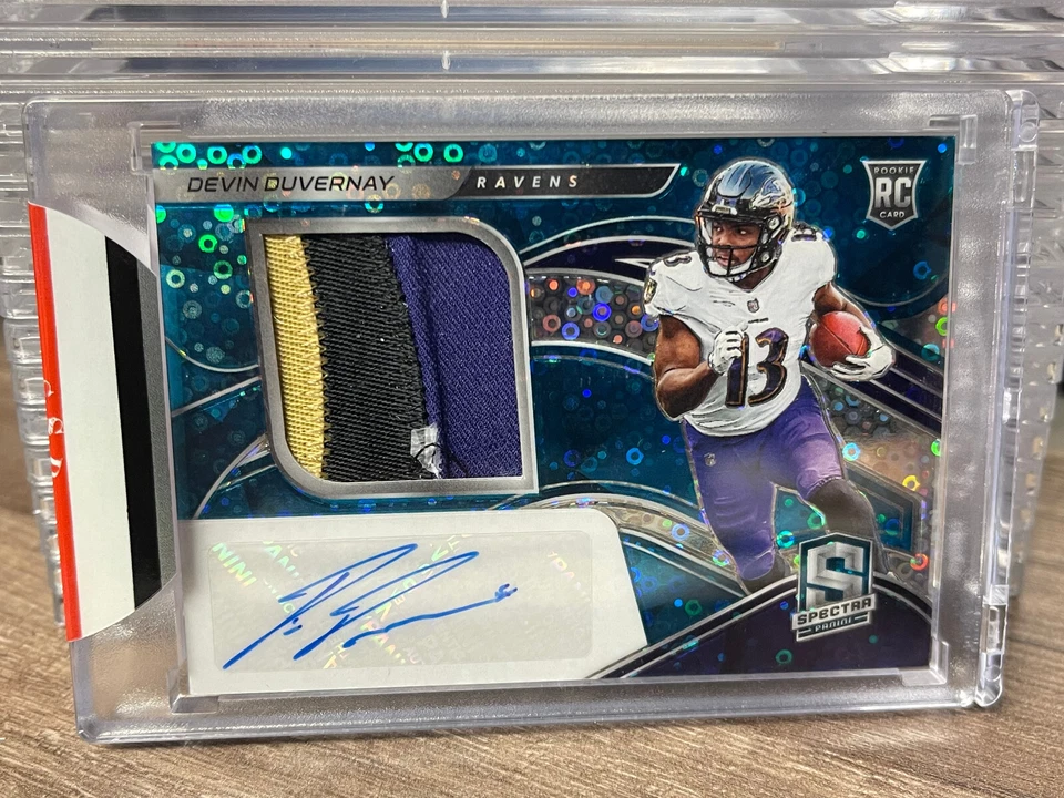Devin Duvernay 2020 Spectra Blue Rookie Patch Auto 24/60 Card #231 Ravens - Image 1 of 2