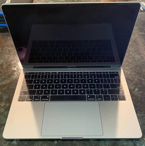 Apple Macbook Pro A1708 13" No Motherboard Parts or Repair no Power - Bild 1 von 11