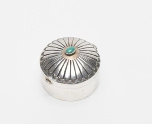 NATIVE AMERICAN STERLING SILVER PILL BOX STAMP WORK TURQUOISE Vintage - Picture 1 of 4